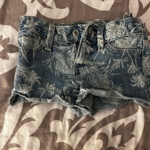 Old Navy girls 5t denim shorts